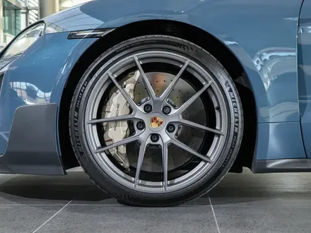 Porsche Taycan 2024 года за 99 000 000 тг. в Алматы – фото 30