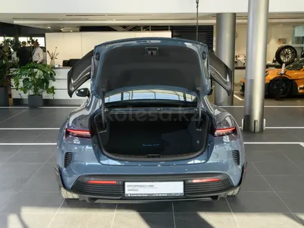Porsche Taycan 2024 года за 99 000 000 тг. в Алматы – фото 9