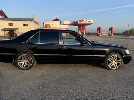 Mercedes-Benz S 320 1995 года за 3 800 000 тг. в Астана – фото 3