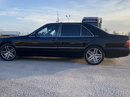 Mercedes-Benz S 320 1995 года за 3 800 000 тг. в Астана – фото 4