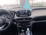 Hyundai Santa Fe 2020 года за 12 500 000 тг. в Петропавловск – фото 4