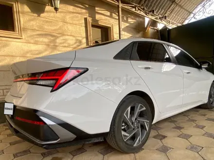 Hyundai Elantra 2024 года за 8 900 000 тг. в Кызылорда – фото 3