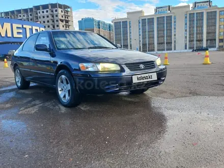 Toyota Camry 1998 года за 2 500 001 тг. в Туркестан