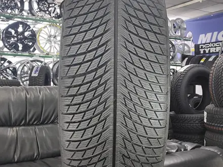 265/40R21 и 295/35R21 Michelin Pilot Alpine 5 разноширокие зимние за 970 000 тг. в Алматы