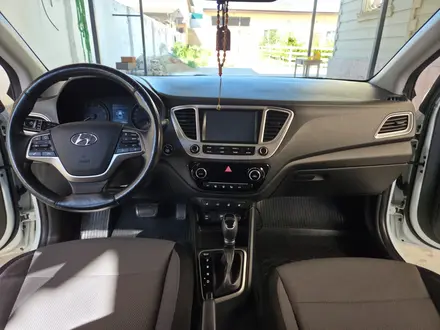 Hyundai Accent 2019 года за 7 000 000 тг. в Актау – фото 12