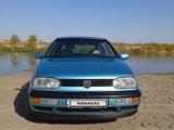 Volkswagen Golf 1992 годаүшін1 650 000 тг. в Шу