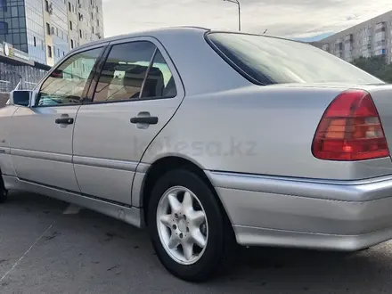 Mercedes-Benz C 180 1998 года за 2 600 000 тг. в Караганда – фото 5