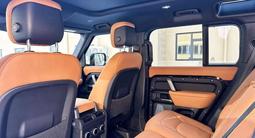 Land Rover Defender 2025 года за 59 000 000 тг. в Алматы – фото 5