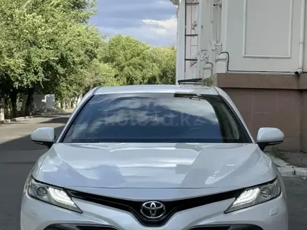 Toyota Camry 2019 года за 14 500 000 тг. в Тараз – фото 15
