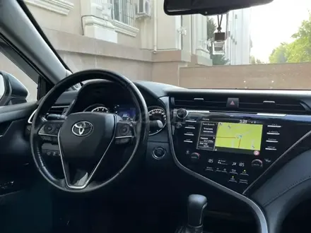 Toyota Camry 2019 года за 14 500 000 тг. в Тараз – фото 17