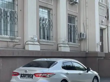 Toyota Camry 2019 года за 14 500 000 тг. в Тараз – фото 32