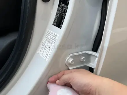 Toyota Camry 2019 года за 14 500 000 тг. в Тараз – фото 35
