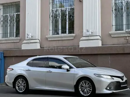 Toyota Camry 2019 года за 14 500 000 тг. в Тараз – фото 53