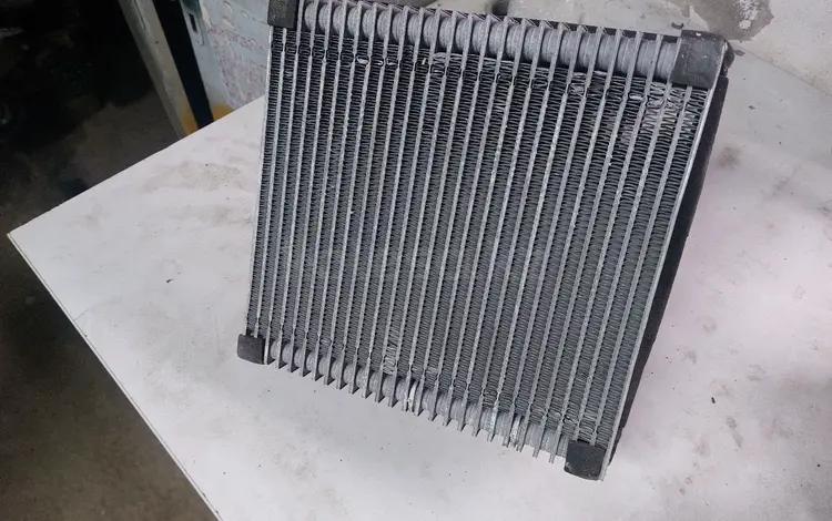 Испаритель радиатор кондиционера за 18 000 тг. в Алматы