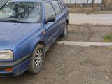 Volkswagen Golf 1995 года за 1 600 000 тг. в Атакент – фото 3