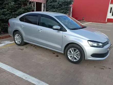 Volkswagen Polo 2014 года за 5 900 000 тг. в Актобе