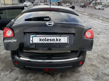 Nissan Qashqai 2008 года за 4 300 000 тг. в Караганда – фото 5