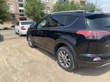 Toyota RAV4 2019 года за 13 700 000 тг. в Балхаш – фото 4