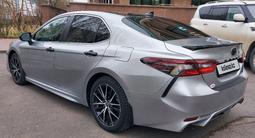 Toyota Camry 2021 года за 15 500 000 тг. в Астана – фото 4