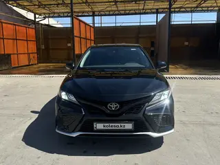 Toyota Camry, 2021