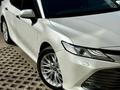 Toyota Camry 2019 года за 16 100 000 тг. в Алматы – фото 41