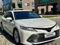 Toyota Camry 2019 года за 16 100 000 тг. в Алматы – фото 46