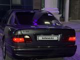 Mercedes-Benz E 280 1998 годаfor2 800 000 тг. в Жанаозен