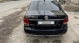 Volkswagen Polo 2017 года за 6 600 000 тг. в Алматы – фото 5