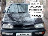 Volkswagen Golf 1993 годаүшін700 000 тг. в Сатпаев