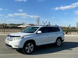 Toyota Highlander 2013 года за 10 500 000 тг. в Атырау – фото 4