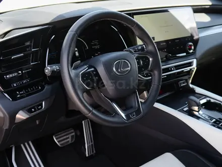 Lexus RX 500h F Sport Performance+ SE 2025 года за 44 000 000 тг. в Шымкент – фото 10