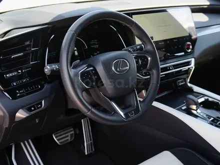 Lexus RX 500h F Sport Performance+ SE 2025 года за 44 000 000 тг. в Шымкент – фото 13