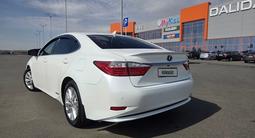 Lexus ES 300h 2014 года за 8 300 000 тг. в Актобе – фото 4