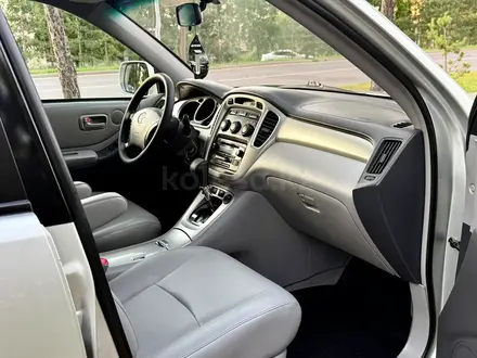 Toyota Highlander 2004 года за 8 400 000 тг. в Алматы – фото 29