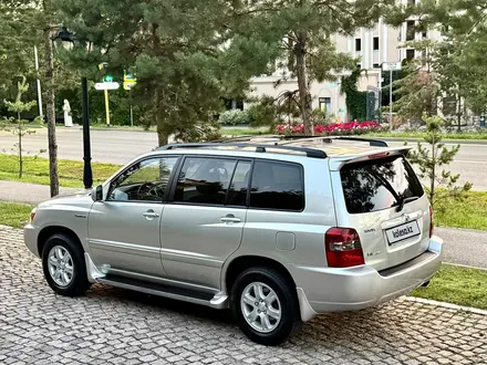 Toyota Highlander 2004 года за 8 400 000 тг. в Алматы – фото 2