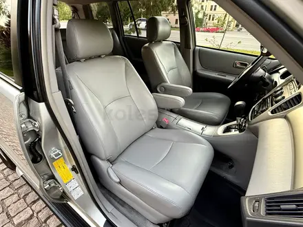 Toyota Highlander 2004 года за 8 400 000 тг. в Алматы – фото 30