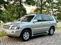 Toyota Highlander 2004 годаүшін8 400 000 тг. в Алматы – фото 6