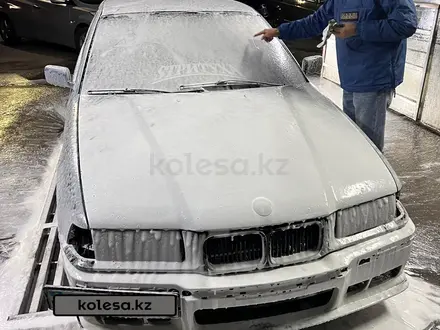 BMW 320 1993 года за 1 200 000 тг. в Алматы