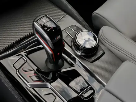 BMW M5 2022 года за 49 100 000 тг. в Алматы – фото 9