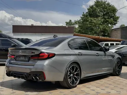 BMW M5 2022 года за 49 100 000 тг. в Алматы – фото 4