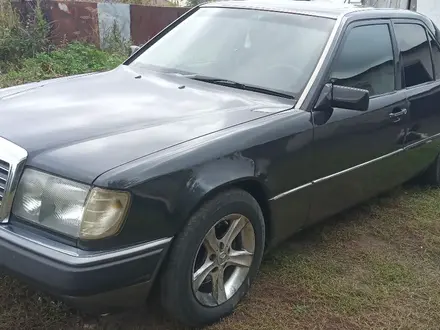 Mercedes-Benz E 230 1991 года за 1 200 000 тг. в Астана – фото 14