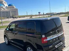 Mitsubishi Delica D:5, 2008