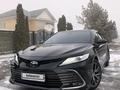 Toyota Camry 2022 года за 18 200 000 тг. в Алматы – фото 7