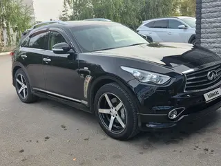 Infiniti FX37