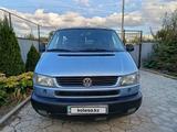 Volkswagen Multivan 1998 годаүшін7 500 000 тг. в Уральск – фото 4
