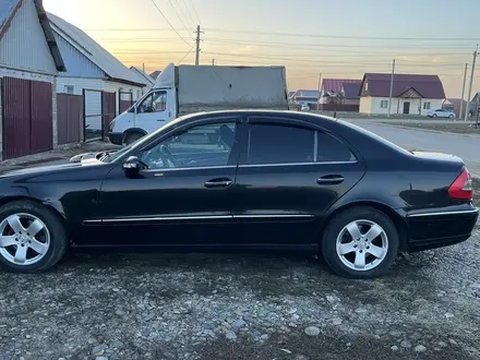 Mercedes-Benz E 320 2004 года за 5 000 000 тг. в Усть-Каменогорск – фото 7