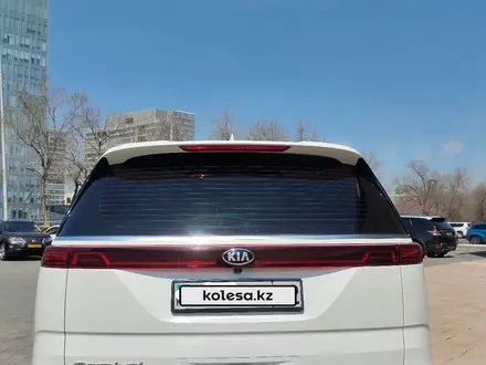 Kia Carnival 2021 года за 19 000 000 тг. в Алматы – фото 3