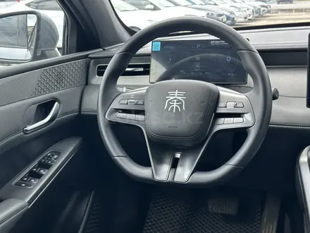 BYD Qin L DM-i 2025 года за 7 500 000 тг. в Актобе – фото 8