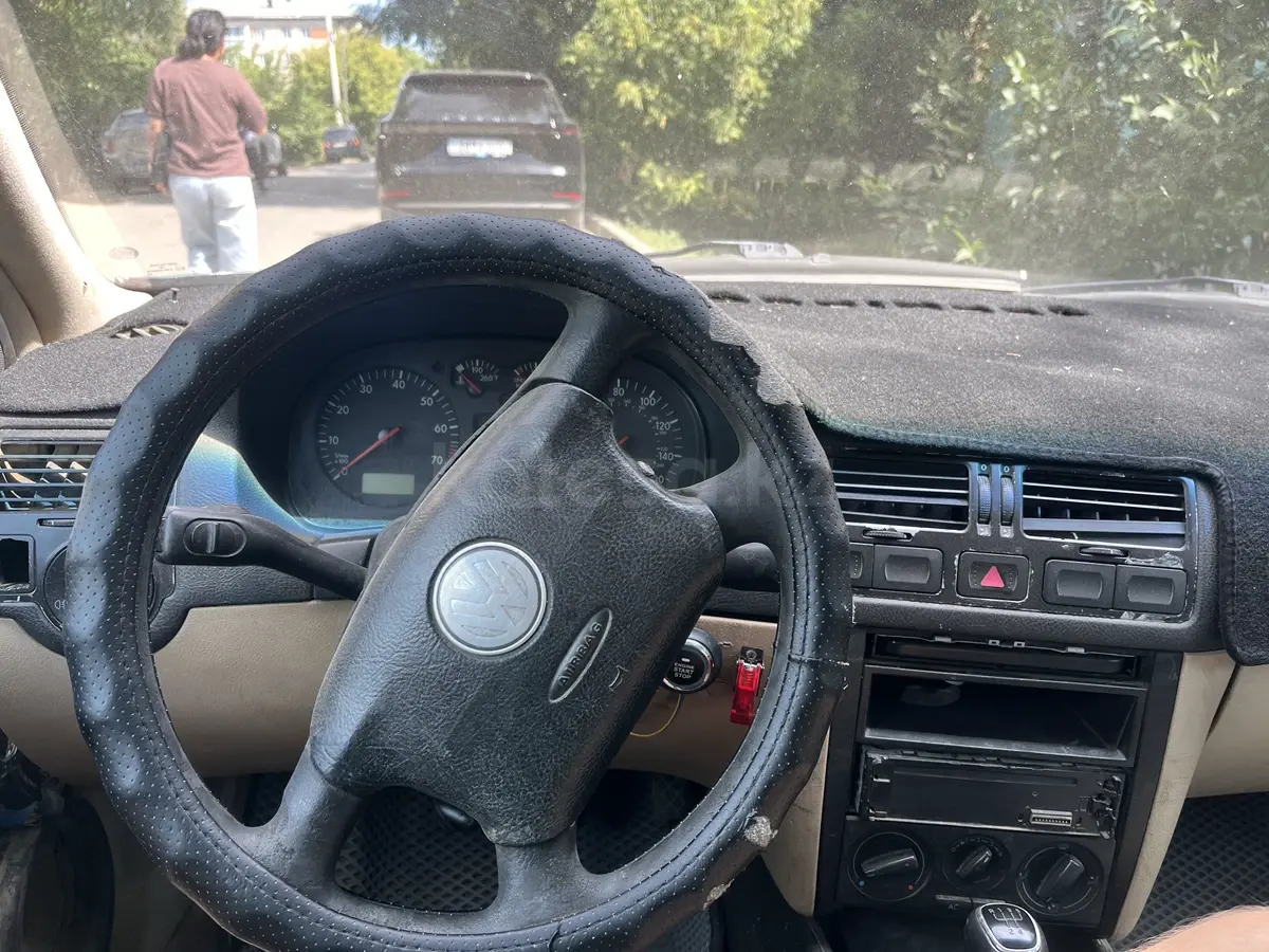 Volkswagen Bora, 1999