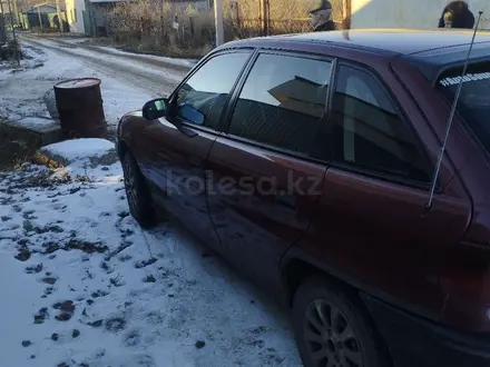 Opel Astra 1995 года за 1 500 000 тг. в Актобе – фото 4